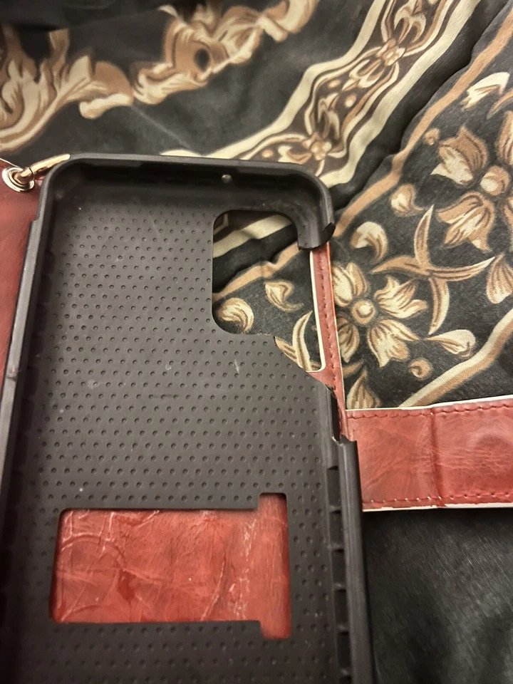 Funda tipo billetera de cuero Samsung Galaxy pantalla amigable, protección para vidrio. Foto 3 de 4