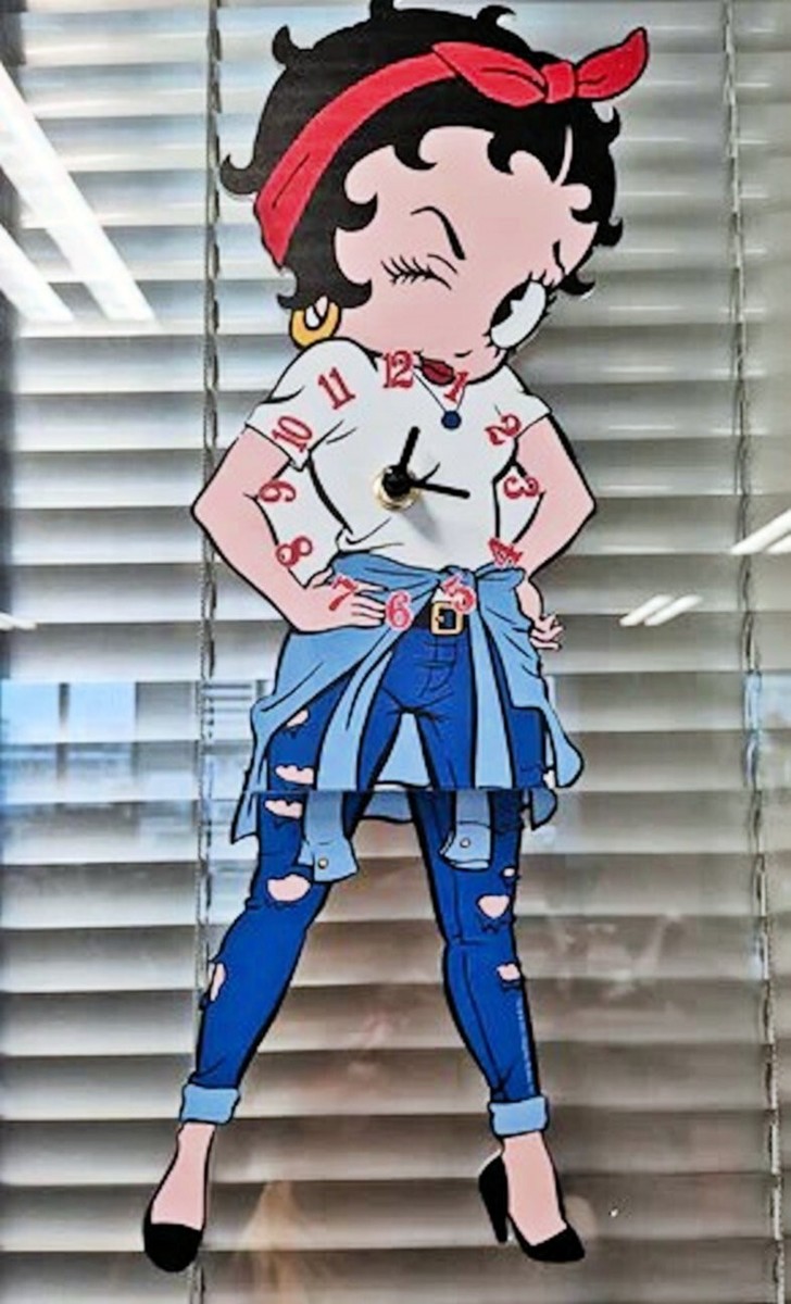 Betty Boop Swinging Legs - Attitude Wall Clock NEW IN BOX | eBay