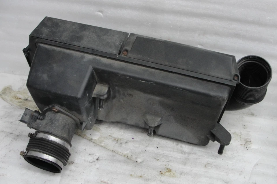 Volvo TURBO AIR CLEANER двигателя airbox MAF OEM C30 C70 V50 S40 04-13 2,5 л 8694606 - Изображение 2 из 4