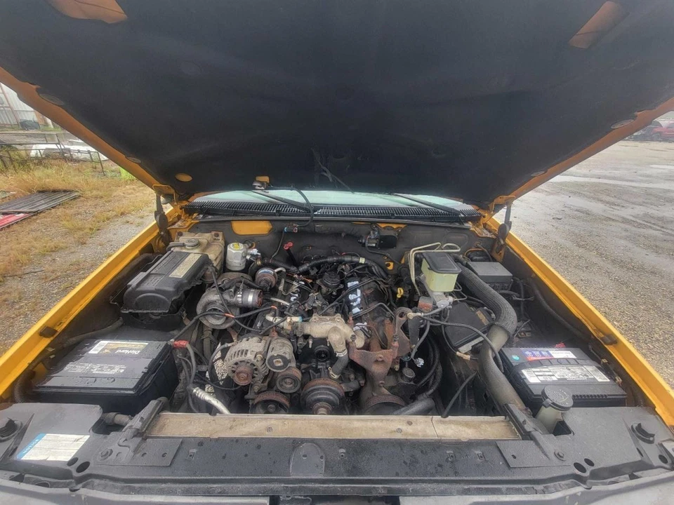 Starter Motor I-beam Front Axle Only Fits 82-02 GMC 3500 PICKUP 1630790 - Image 2 of 4