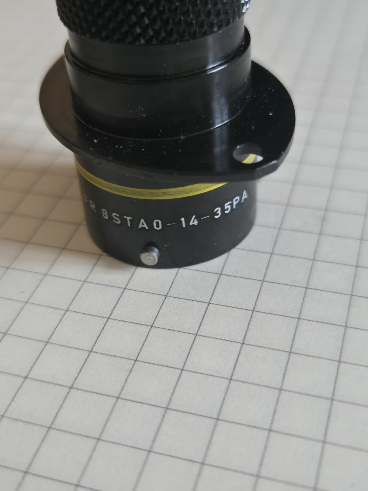 Embase Souriau 8STA0-14-35PA connecteur aluminium de haute précision