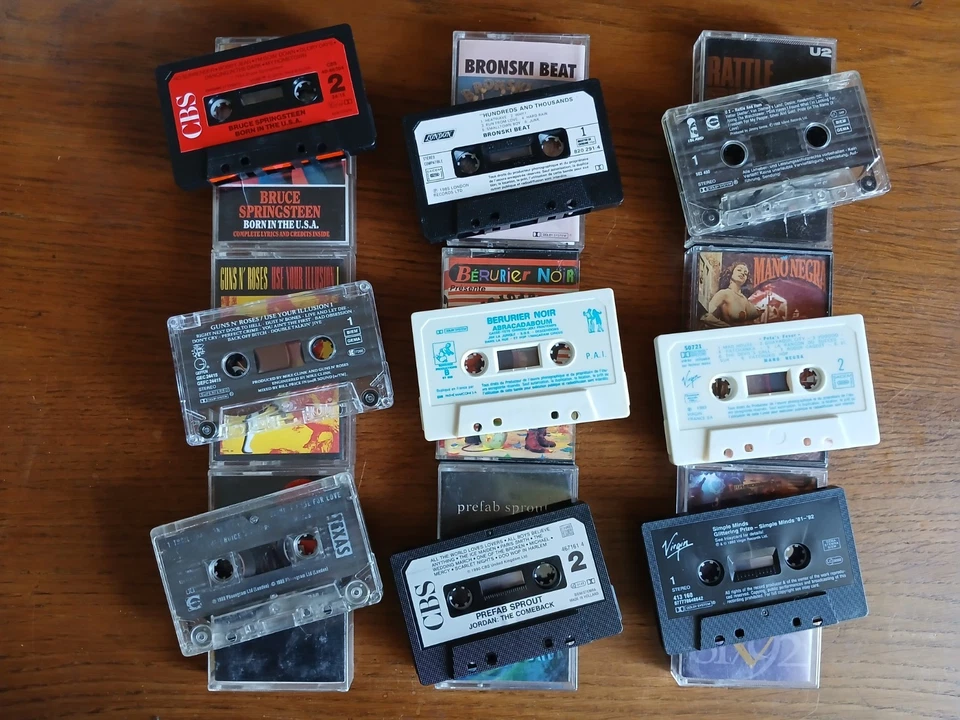 Lot K7 Cassettes Audio Guns N Roses Berurier Noir U2 Springteen Bronski Beat... - Image 2 of 4