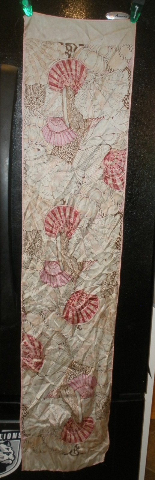 SMITHSONIAN INSTITUTION SHELL SCARF - image 1