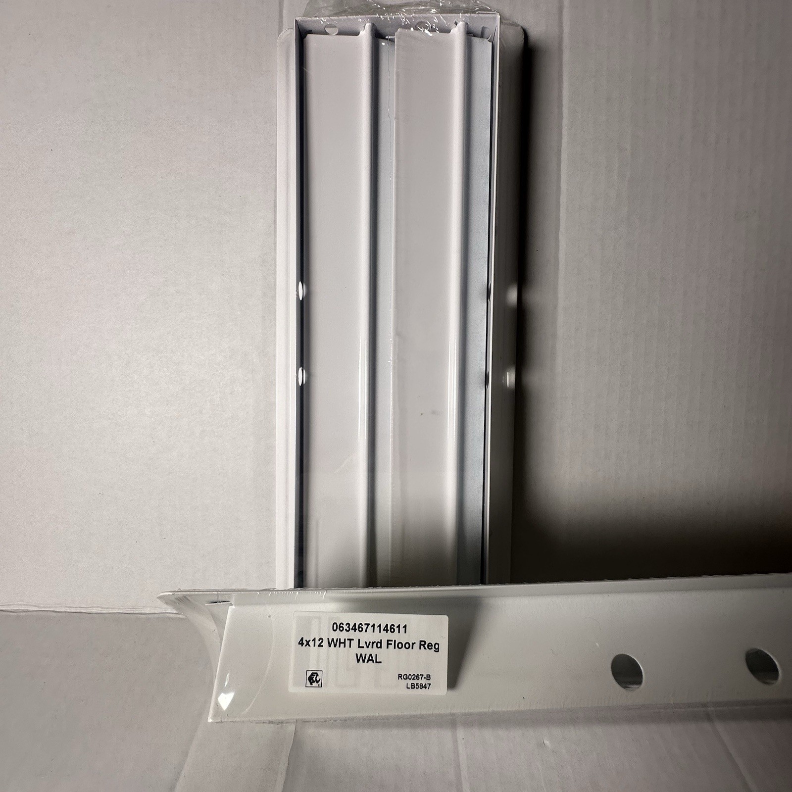 как выглядит LOT OF 4-Imperial Floor Register 4 x12 Sidewall Ceiling 2 Way 6 X10-2 OF EACH фото
