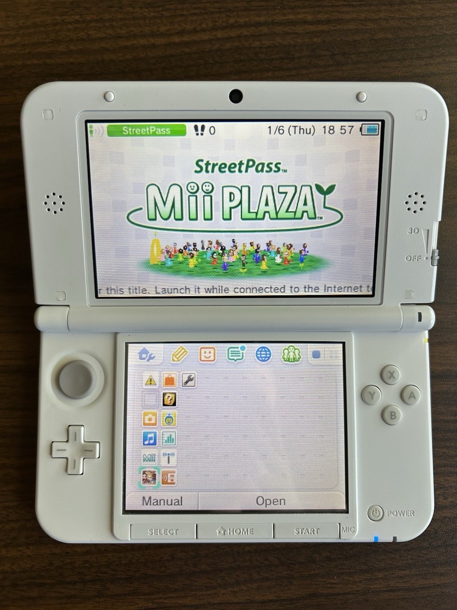 Nintendo 3DS XL Yellow Pikachu Pokémon Stylus & Charger Tested