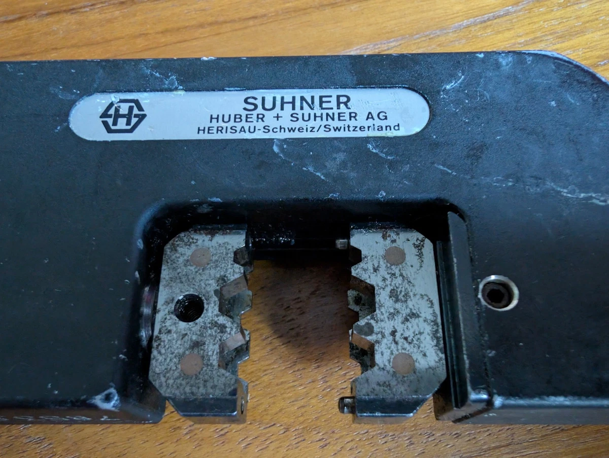Marco de herramientas de crimpado manual coaxial de precisión Huber & Suhner 7853,86 con matriz de 5,5 mm