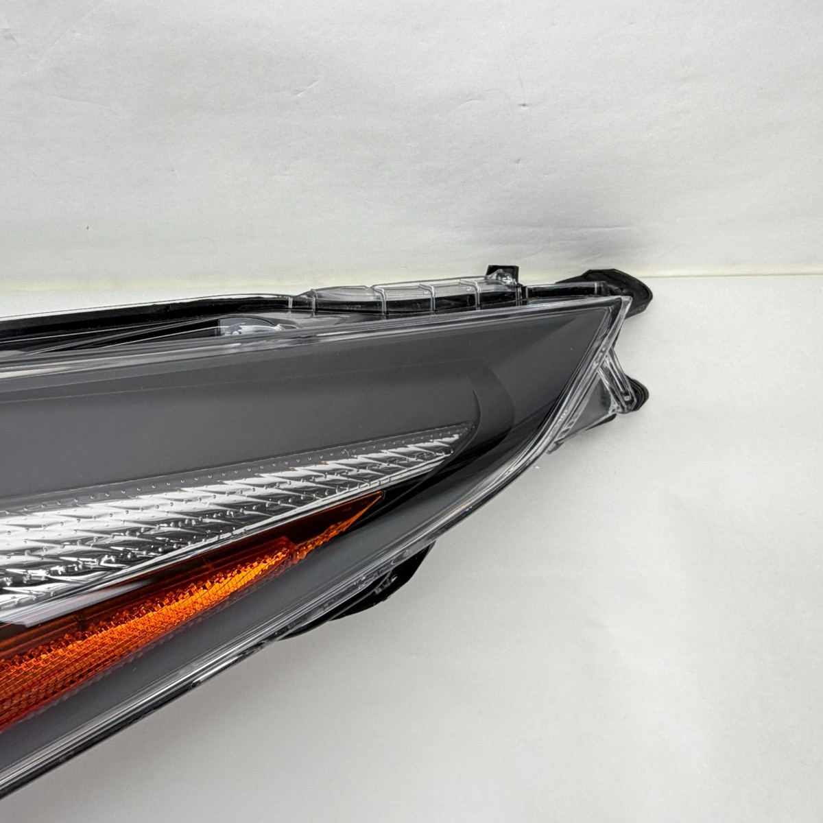 DEPO CAPA Left LH Headlight For 2016 - 2018 Toyota Prius w/o Fog