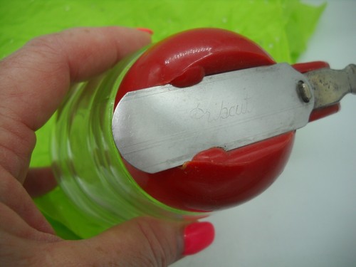 Vintage Dripcut Dispenser Red Top Glass Beehive Syrup Honey Made in USA Works - Picture 5 of 11