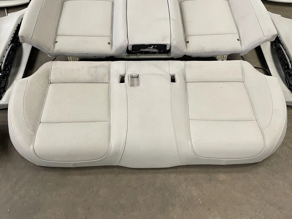 Juego de salpicadero de puerta y asiento delantero y trasero blanco 1369 OEM para BMW Alpina B7 F01 1369 Foto 4 de 4