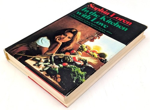 In The Kitchen With Love HCDJ Sophia Loren 1972 STATED First American Ed 1st - Picture 9 of 16
