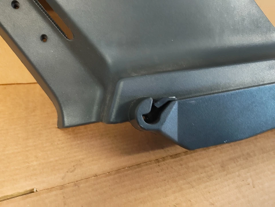 REAR RIGHT QUARTER C PILLAR INTERIOR TRIM HURRICANE GREY - PEUGEOT 309 - 5 DOOR - Image 4 of 4