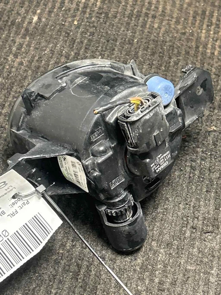 Fits 2007-10 BMW X3 OEM#: 63177184317 Foto 2 de 4