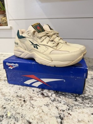 Reebok Woman s sz 7.5 Shoes 1996 Olympic ATL, GA Athletic Walking Sneakers Tan