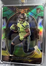 2022 Panini Select - Concourse Kenneth Walker III #2 Green & Yellow Prizm...