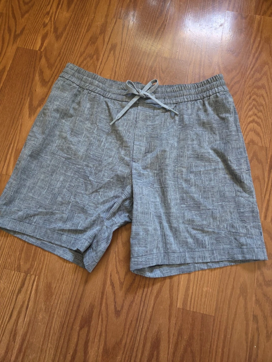 Lululemon Shorts Mens T.H.E. Short XL Linerless Stitch Running Unlined