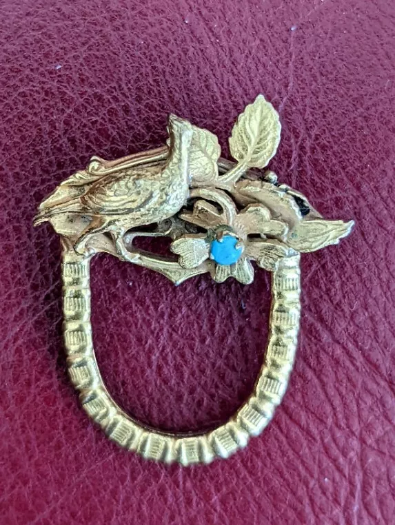 Eyeglass brooch on sale