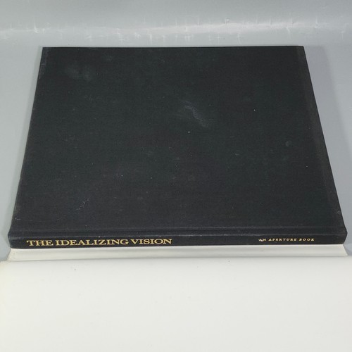 The Idealizing Vision Art of Fashion Photography Aperture Book '91 1st Print HC - Picture 21 of 24