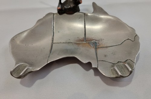 Rare Unique Collectable Vintage Australian Ashtray Aboriginal Hunter With Spear - Picture 8 of 11
