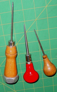 3 ICE PICK SCRATCH AWLS Vintage Wood Handles Primitive Barware Tool Lot USA