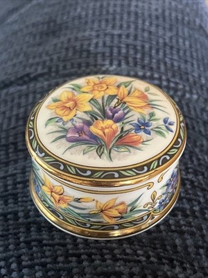 Ayshford Bone China Trinket Box Stanfordshire England ''Spring Flowers''