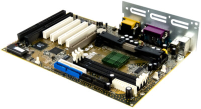 MAINBOARD CHAINTECH 6VTA2-D100N CTG8822-2 V4 SLOT 1 3x DRAM AGP 2x ISA 4x PCI 