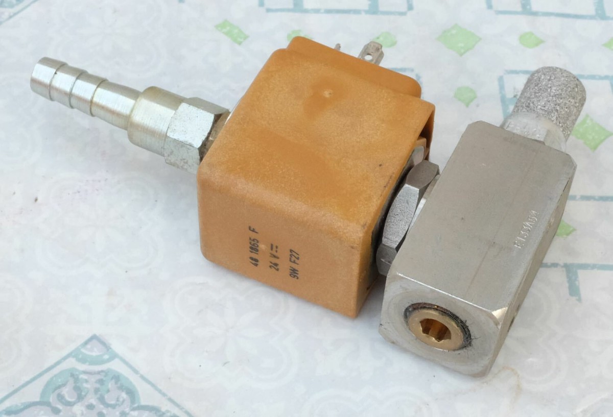 Électrovanne Lucifer E133A54 Avec Bobine 481865 - 9W 24V, Occasion Fonctionnelle