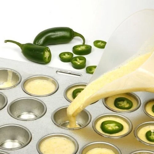 (12) Jarra embudo de medición de plástico de 3,5 tazas ea Norpro 3040  Foto 2 de 3