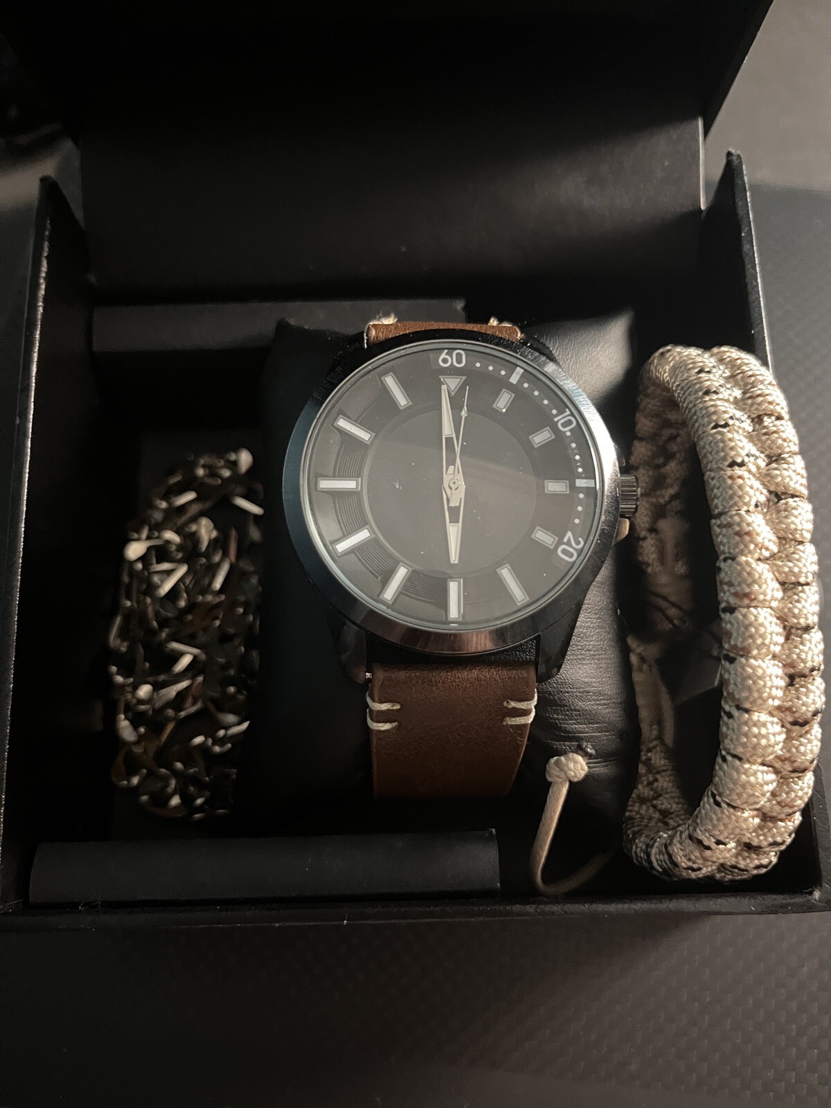 Watch Men - image 1