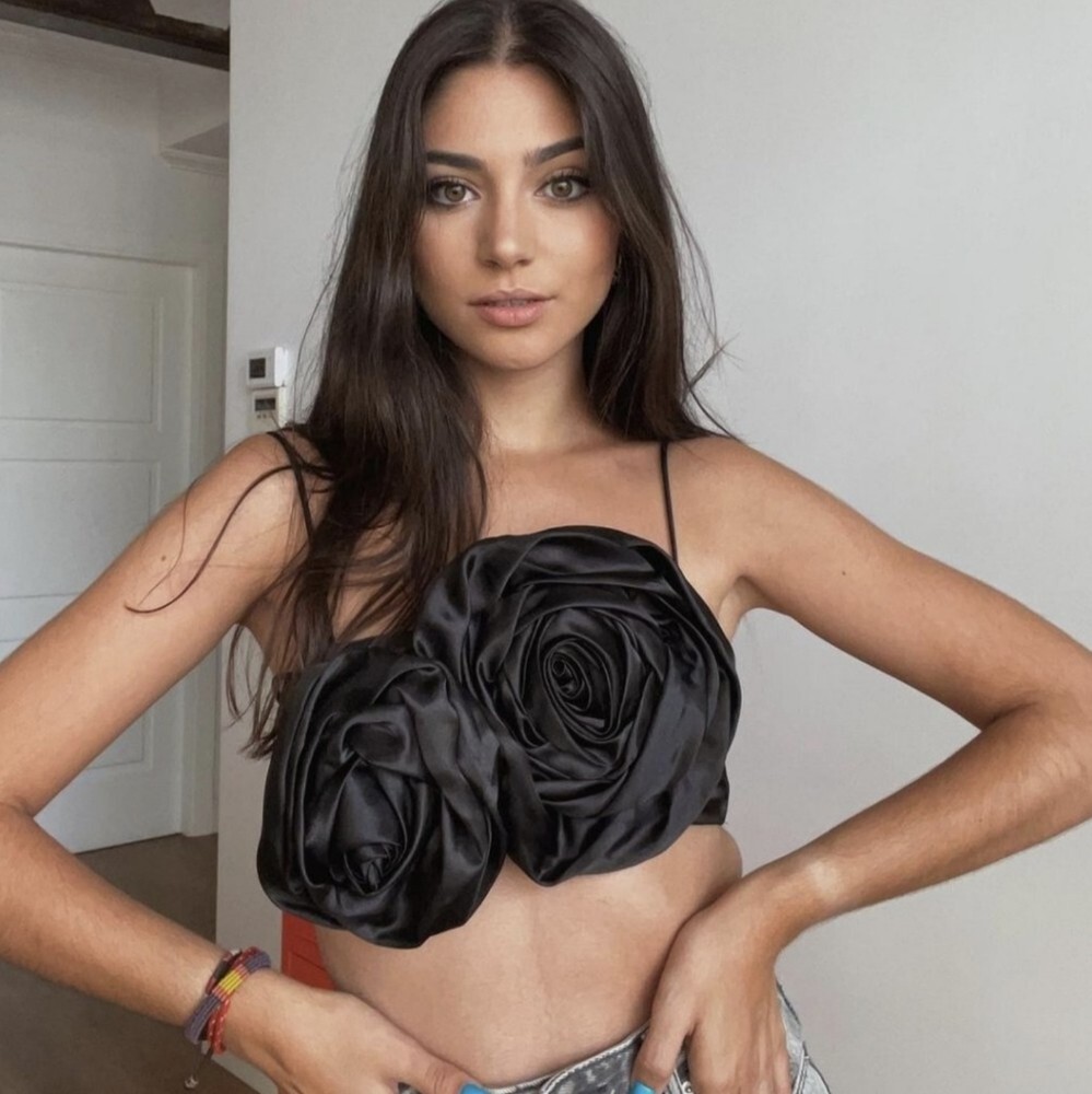 新品　ZARA BASIC モノトーンフラワーコンパクトブルゾン ZARA LIMITED EDITION VOLUMINOUS SATIN ROSE FLORAL CROPPED TOP