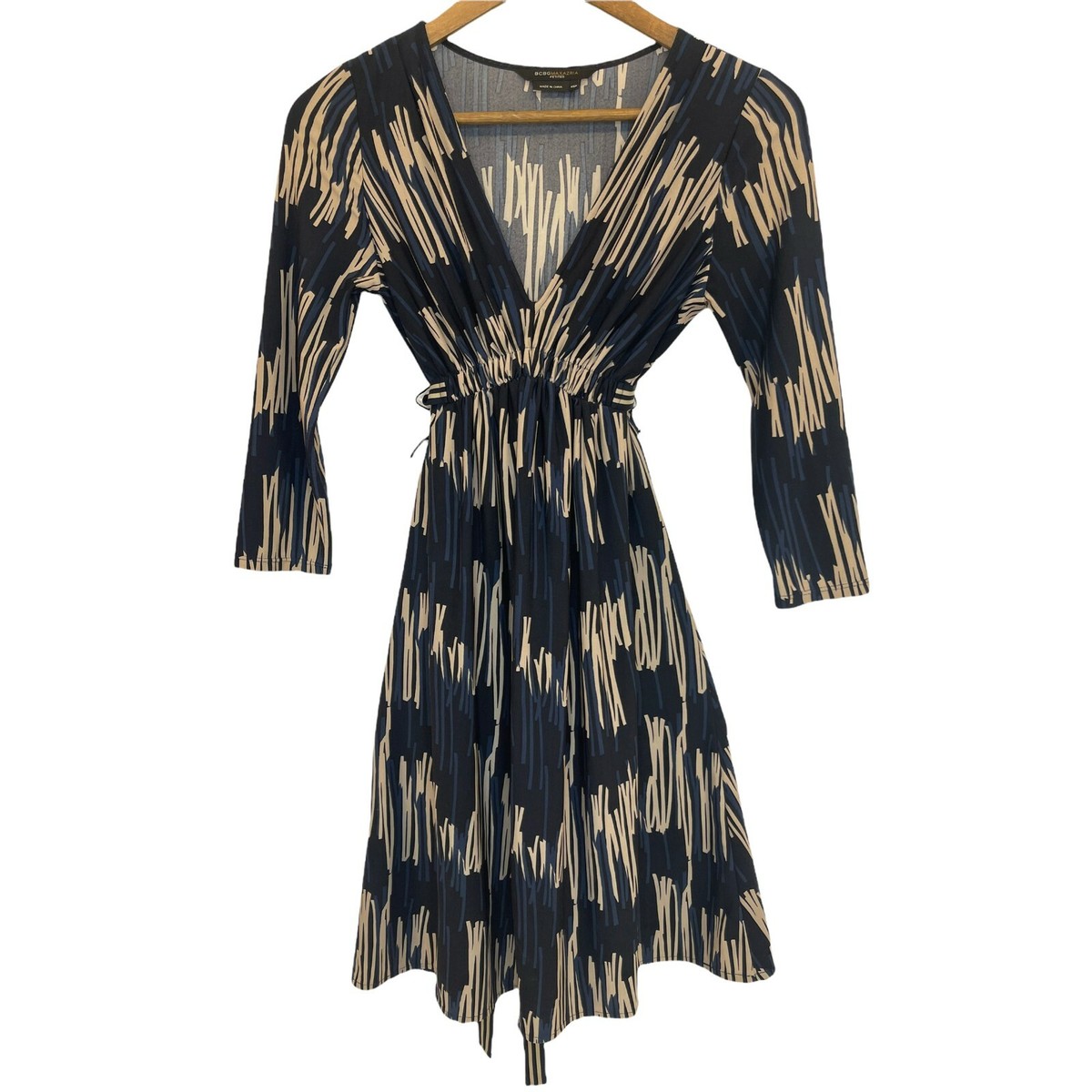BCBG MAXAZRIA★Printed drawstring waist dressワンピース BC10 BCBGMaxazria Dress Petite XS Black Empire Waist V-Neck Tie