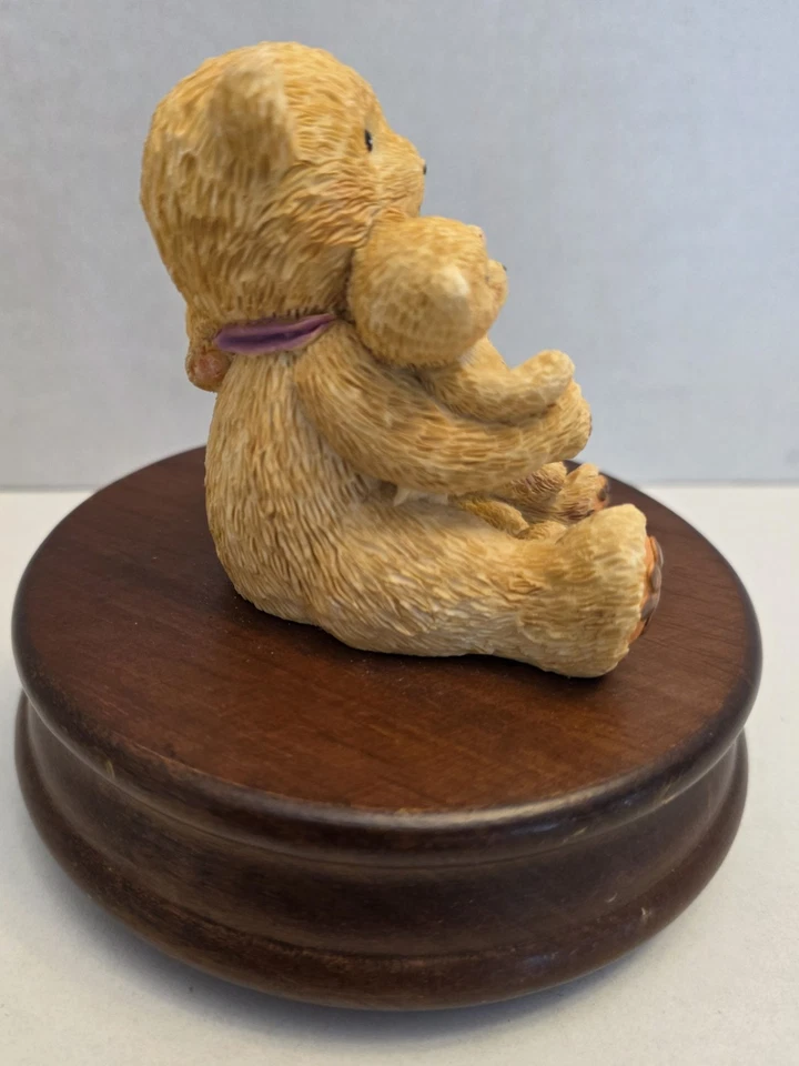 Oso de peluche Playmates estatua musical base de madera Estes Park Colorado Foto 3 de 4