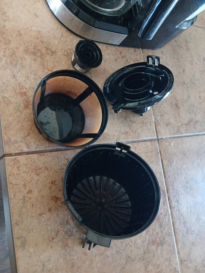 Snap On SSX24P101 Drip And K-Cup 2 in 1 Coffee Maker "K-Cup or Ground" New - Image 4 of 4