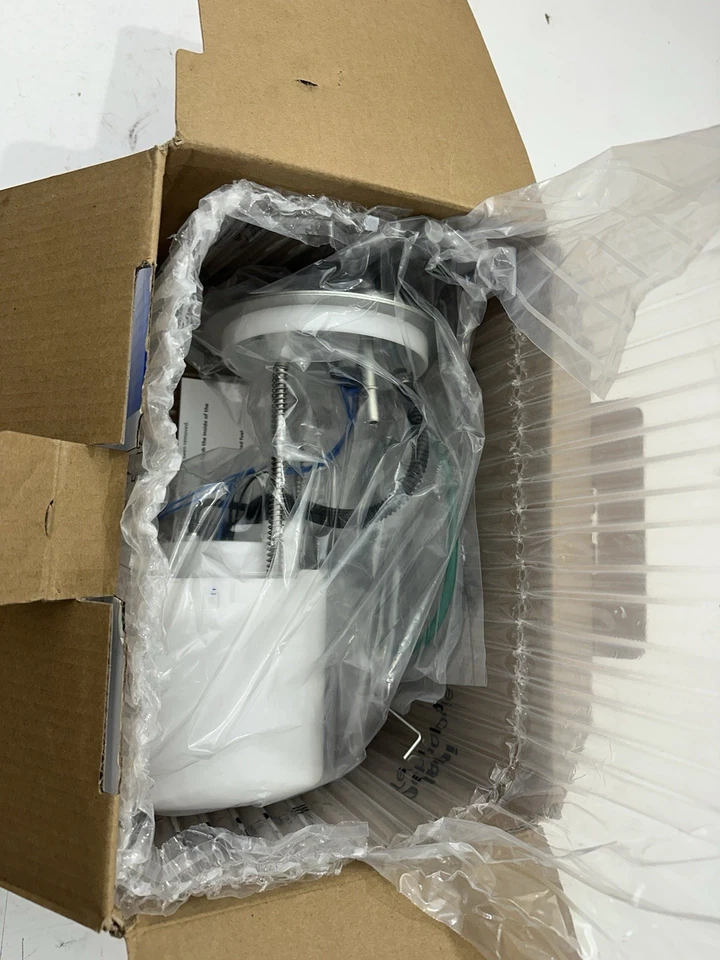 Delphi FG0816 - Fuel Pump Module Assembly for 2005-2007 Chevy Tahoe, GMC Yukon - Image 4 of 4