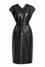 Handgefertigtes Lederkleid aus weichem Echtle...