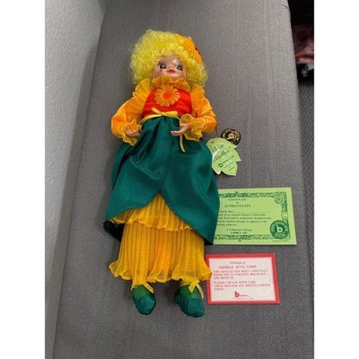 Brinn's Flora Belle  Musical Wind Up Porcelain Edition Collectible Doll, musical