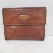 PRADA Smooth Geniue Leather Logo Plate Wallet Medium Envelope Medium Fair Vintag