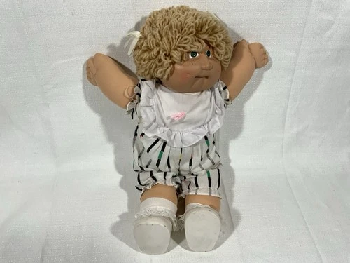 Blonde Vintage Cabbage Patch Doll 1978 1982  With Clothes Green Eyes
