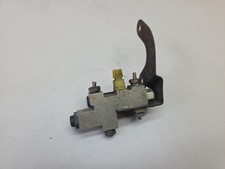 1998 Jeep Grand Cherokee Zj Brake Proportion Valve 4 Line W Disk Brakes Oem 1998 Jeep Grand Cherokee Zj Brake Proportion Valve 4 Line W Disk Brakes Oem