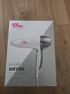 Phil Smith Be Gorgeous 2000W Hair Dryer White 2 Heat/Speed Settings