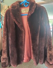 The Vogue Of San Antonio Vintage 80s Brown Fur Large Size Coat Mid Length