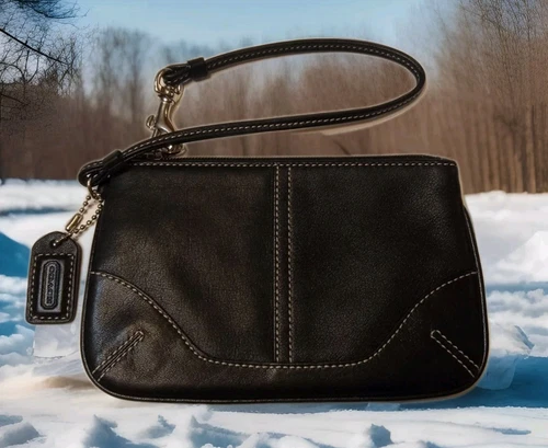 Bracciale COACH in pelle nera nuovo senza etichetta