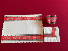 Set Tiffany anni '70, Coca-Cola, "inutilizzato": tovaglietta, tazza, tovagliolo (scarso/vintage)
