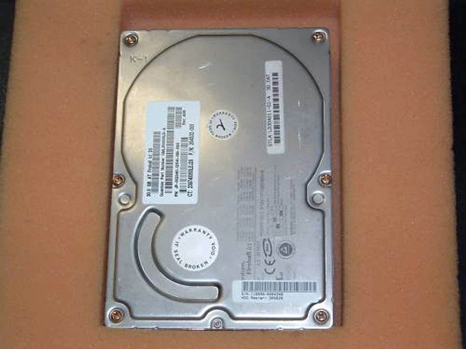 Quantum Fireball lct 20 LD30A011-01-A 30.0GB ATA-100 Hd - Image 2 of 4