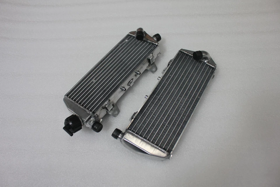 Radiadores aptos para KTM 250/350/450 XCF XC-F; 250/350 SX-F 2023-2024 IZQUIERDA+DERECHA Foto 3 de 4