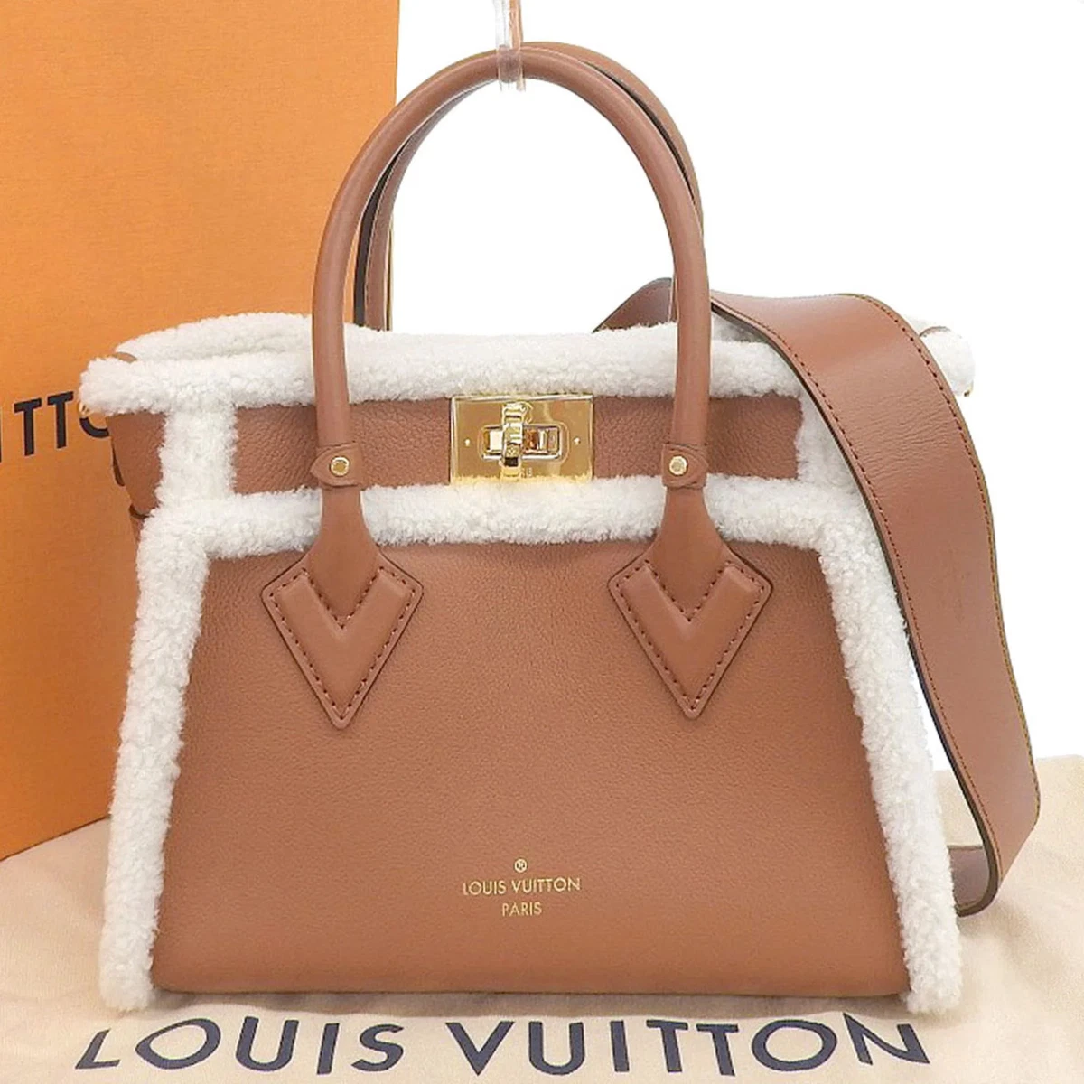 Louis Vuitton LOUIS VUITTON On My Side PM Fur Bag M58918