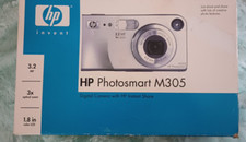 HP PhotoSmart M305 Silver 3.2MP Digital Camera All Original Packaging Included