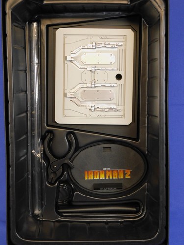 FIGURA HOT TOYS IRON MAN 2 WAR MACHINE VERSIÓN ESPECIAL MMS166 ESCALA 1:6 - Imagen 7 de 9