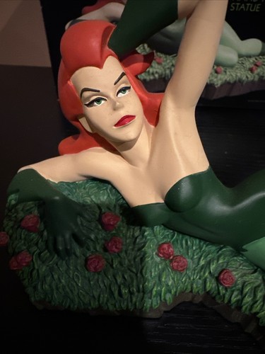 DC Direct Batman Animated Series Poison Ivy Statue Timm Limited Ed 1433 / 2100 - Picture 5 of 8