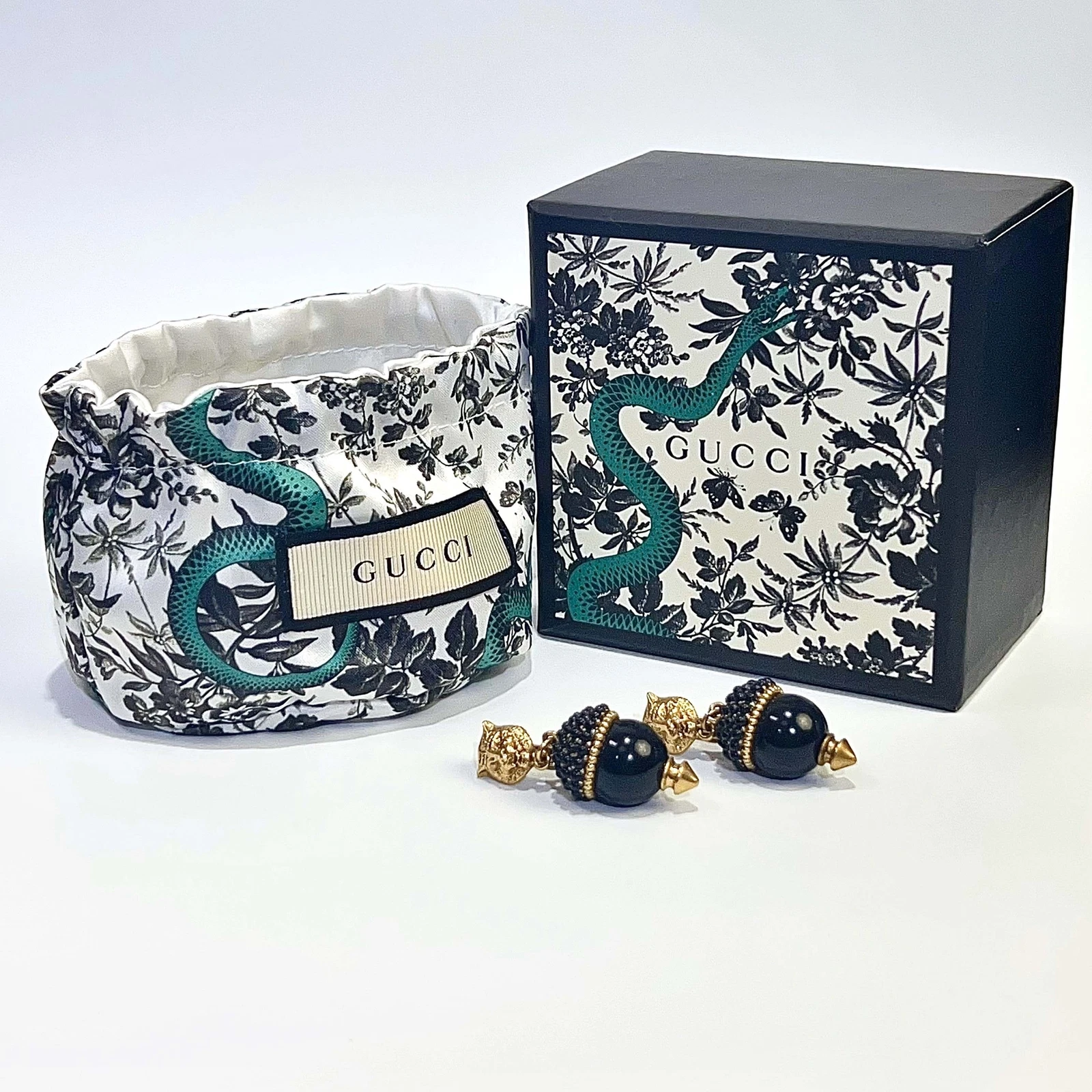 Boucles d'oreilles tigre GUCCI plaqué or strass noir accessoires femmes