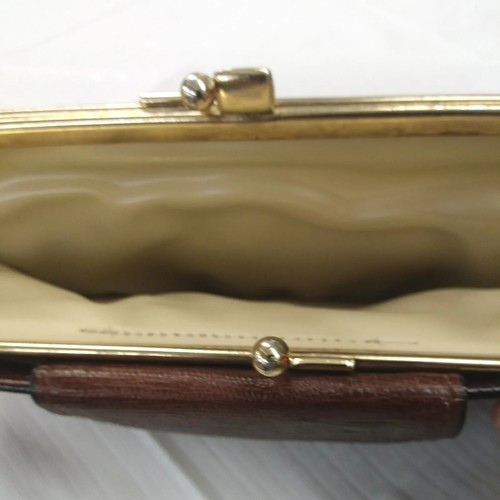 Vintage Buxton Wallet Checkbook Genuine Cowhide Leather Brown Kiss Lock Women - Picture 5 of 10